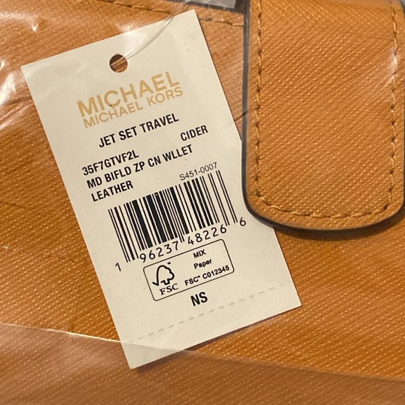 🧡MICHAEL KORS🧡Cider Medium Crossgrain Leather Bifold Wallet - Picture 7 of 7